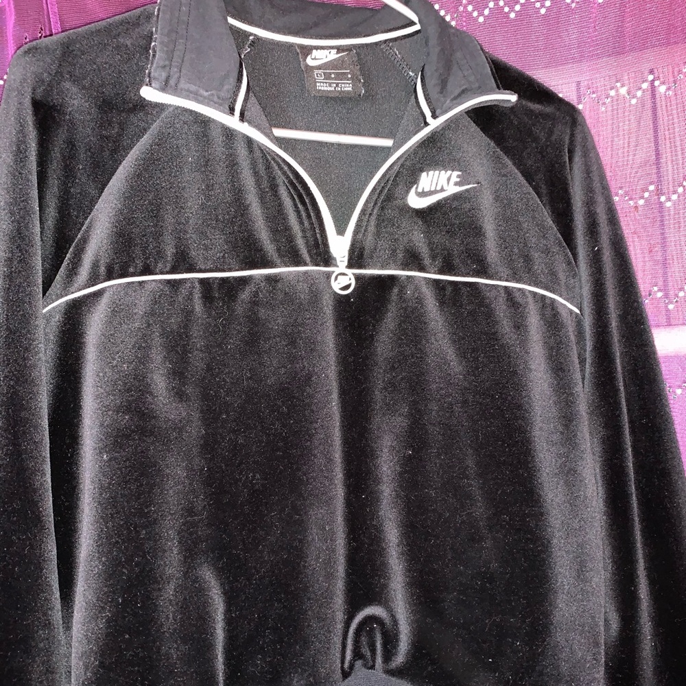 Nike velvet half zip